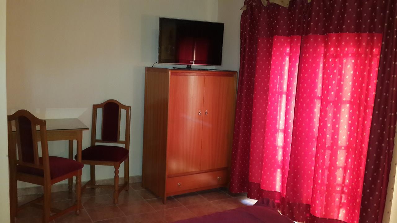 Gran Hotel Arauco Aimogasta Bilik gambar